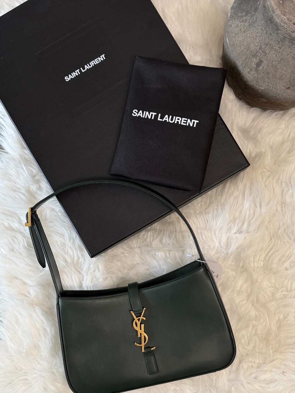 SAINT LAURENT 5 A 7 SHOULDER BAG